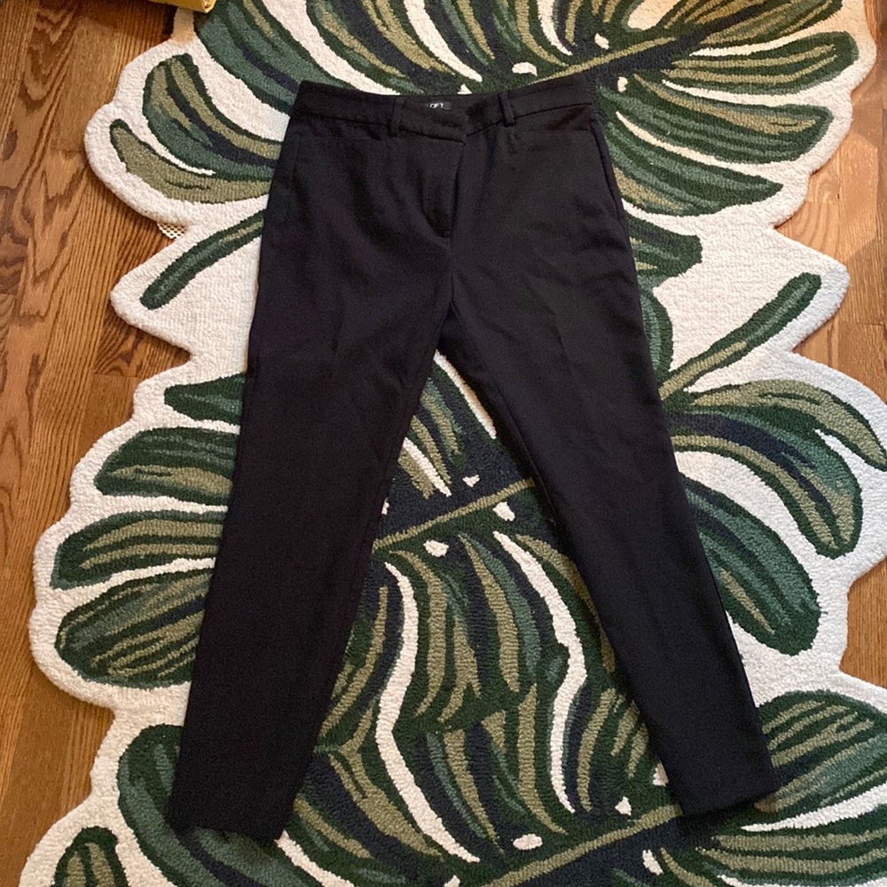 Black Pants - size 8 - loft - skinny fit